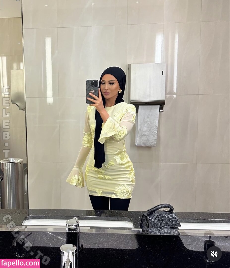 Iiso.abyy / iso.abyy Nude Leaked  Photo #19