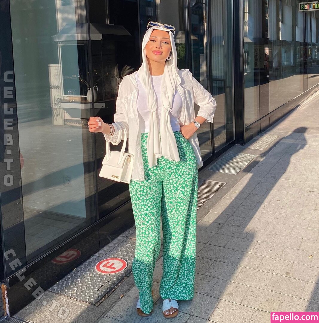 Iiso.abyy / iso.abyy Nude Leaked  Photo #31