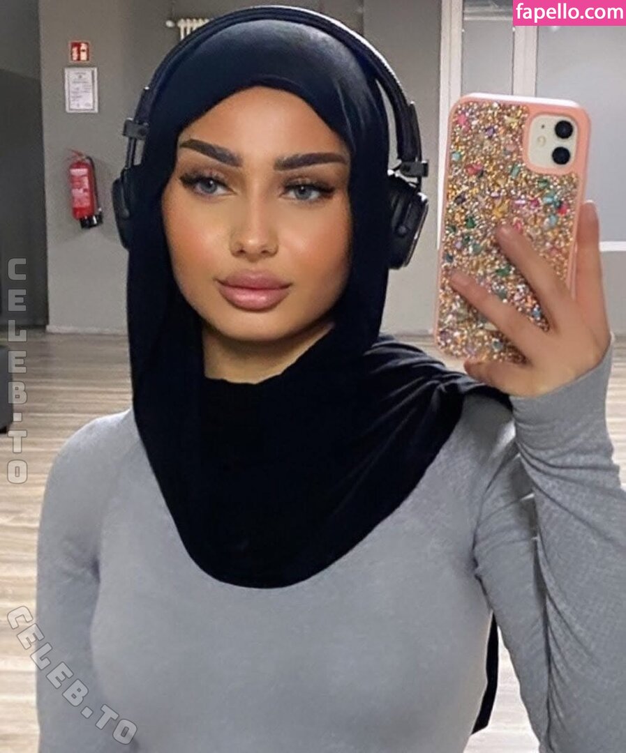 Iiso.abyy / iso.abyy Nude Leaked  Photo #34