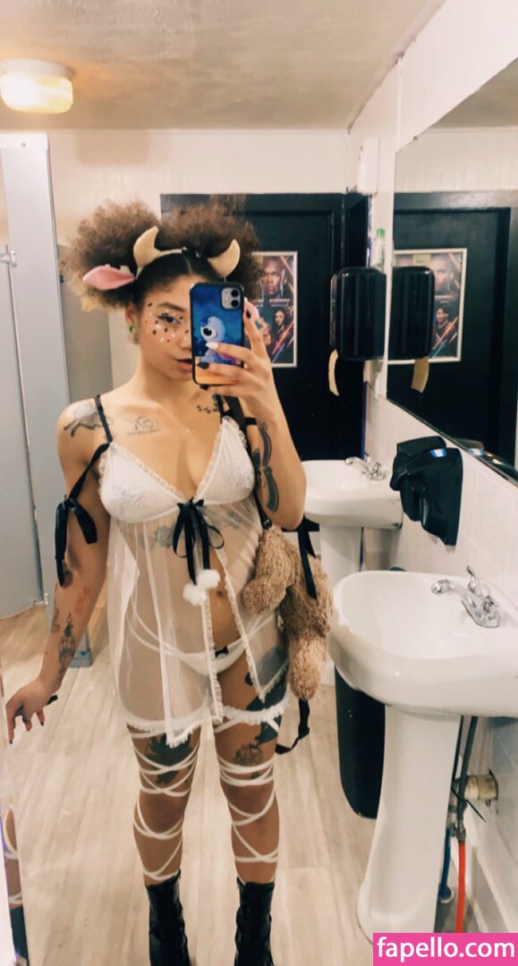 bearz_y / bearzie_ / iizbearz Nude Leaked OnlyFans Photo #23