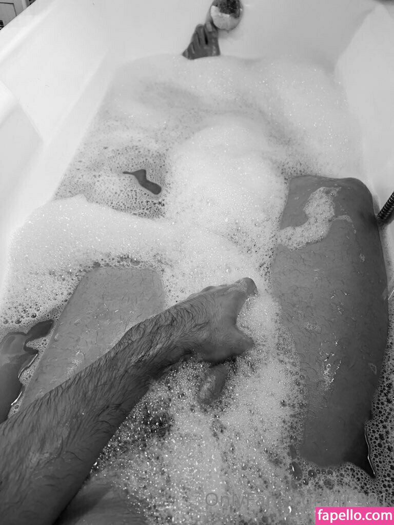 jj_991 / johnson.jj991 Nude Leaked OnlyFans Photo #5