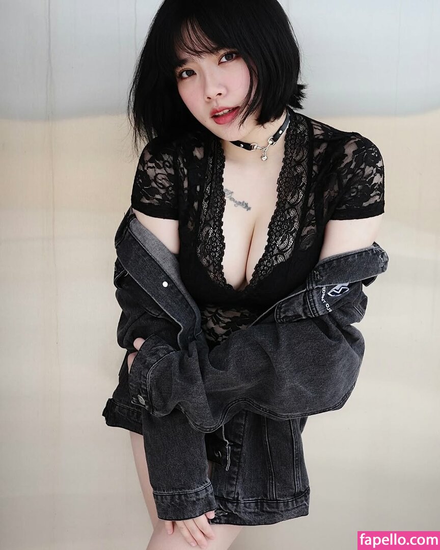 jade nguyen / jjryhs Nude Leaked  Photo #23