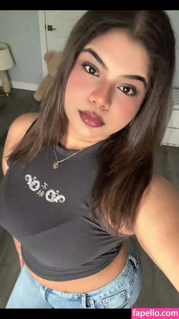 KarrishmaKar / Kkarishma66 / thekarishma66 Nude Leaked  Photo #2