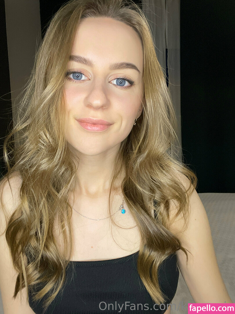 kkasharii / kkassaria Nude Leaked OnlyFans Photo #3