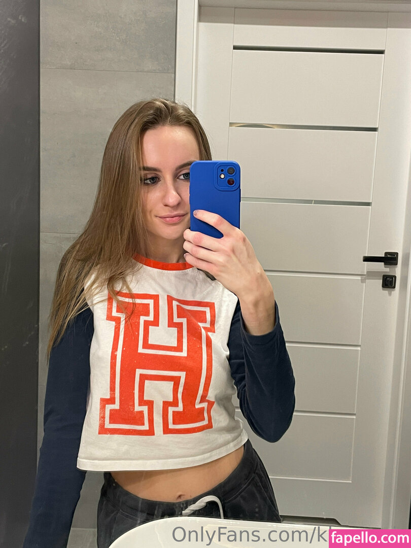 kkasharii / kkassaria Nude Leaked OnlyFans Photo #6