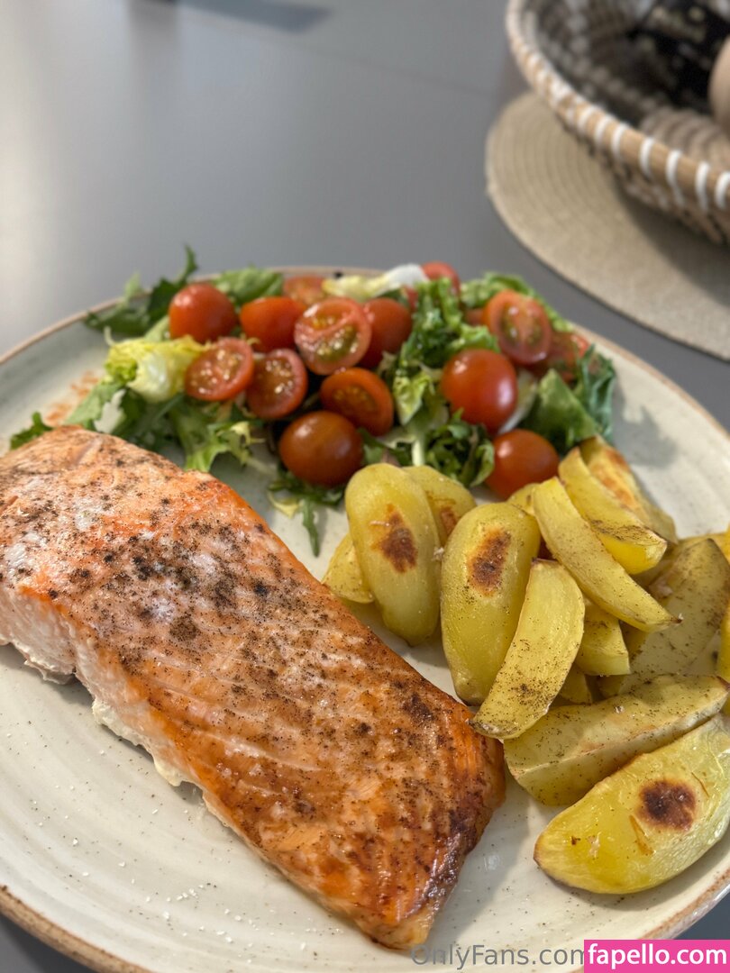 kkasharii / kkassaria Nude Leaked OnlyFans Photo #64