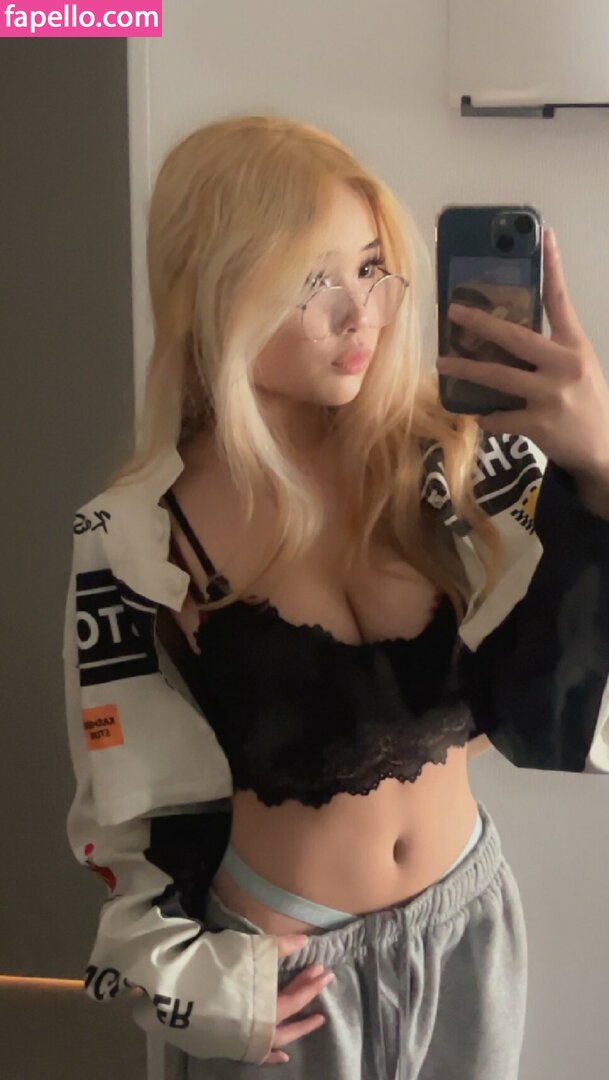 kkellyhsu Nude Leaked Patreon Photo #2