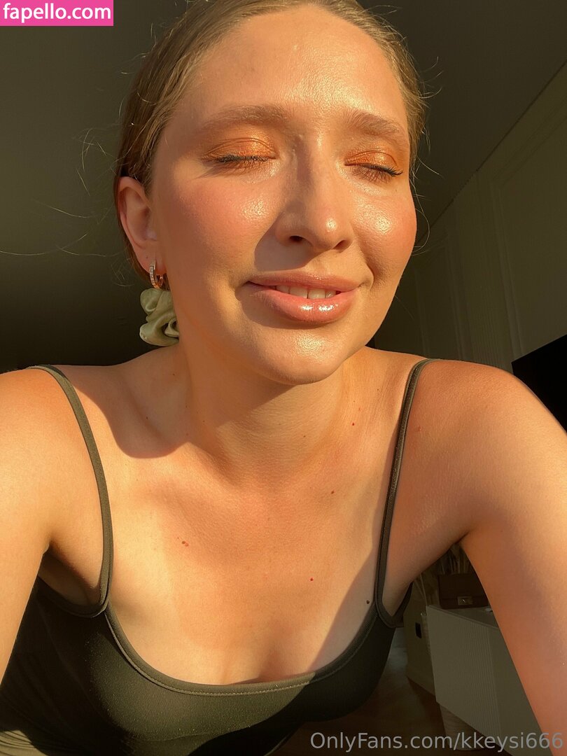 kchuk666 / kkeysi666 Nude Leaked OnlyFans Photo #198