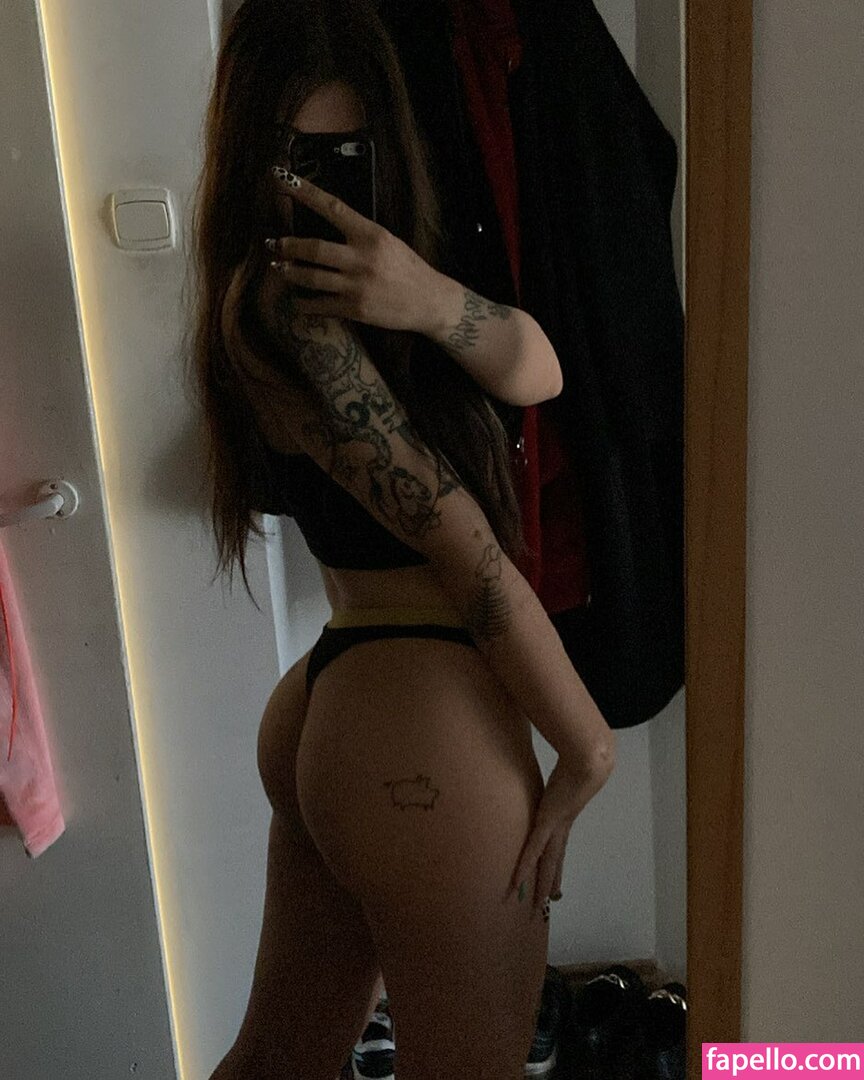 kkinka / kkinka2.0 / kkinka_ Nude Leaked OnlyFans Photo #5