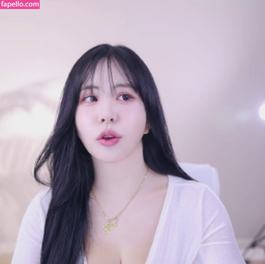 Kkkku96 / 민가유 Nude Leaked  Photo #6