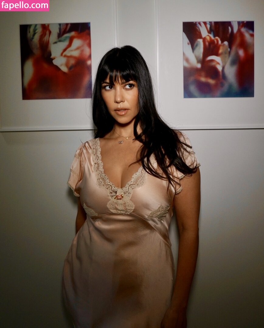 Kourtney Kardashian #1802