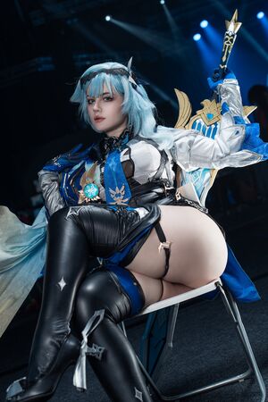 Liz Joestar #260