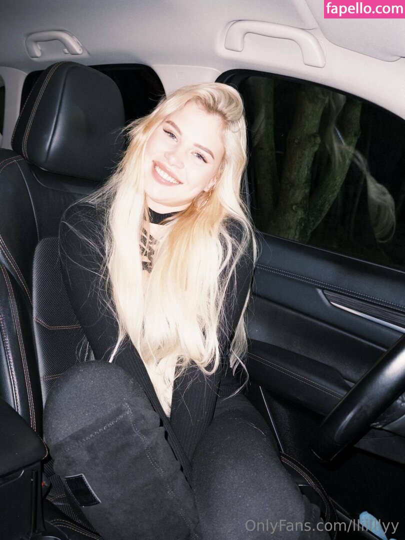 lliiillyy / lliiillyy__ Nude Leaked OnlyFans Photo #7