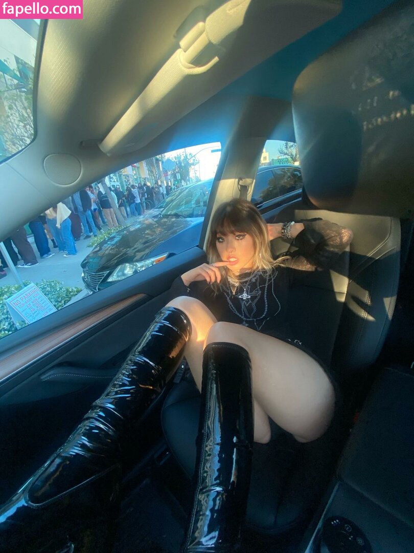 lliin04 Nude Leaked  Photo #12