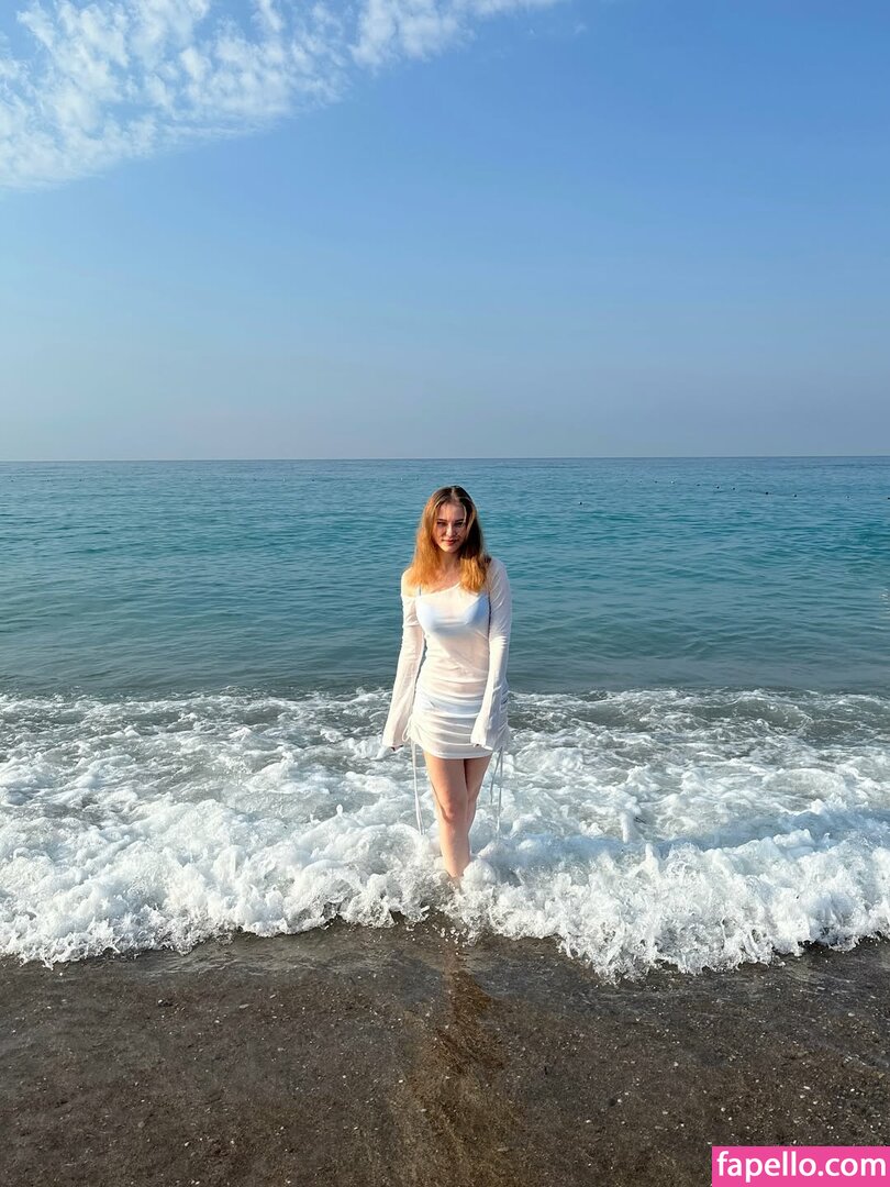 Llnaone / linaonelv / lnaone Nude Leaked  Photo #2