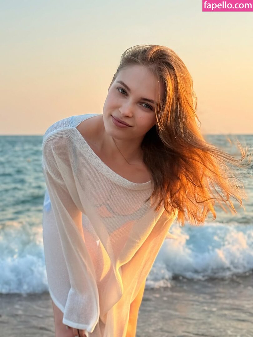 Llnaone / linaonelv / lnaone Nude Leaked  Photo #5