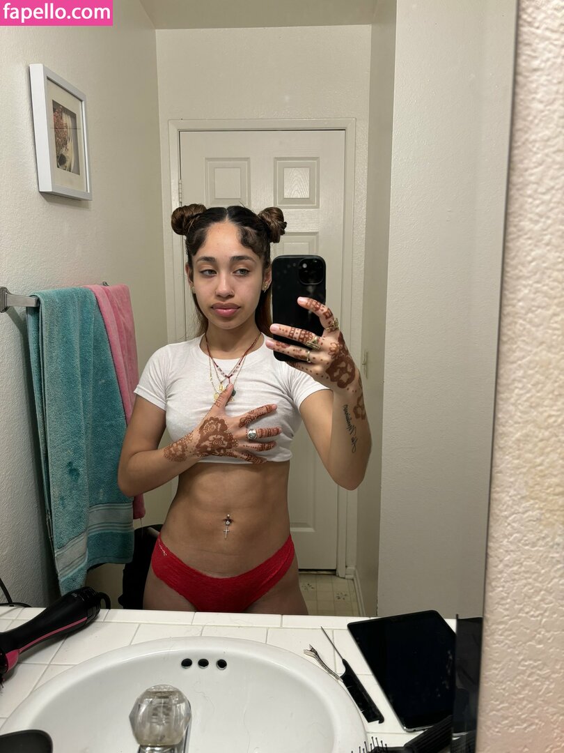 llupee.e / lupefree / xxprettyfaacee Nude Leaked OnlyFans Photo #3