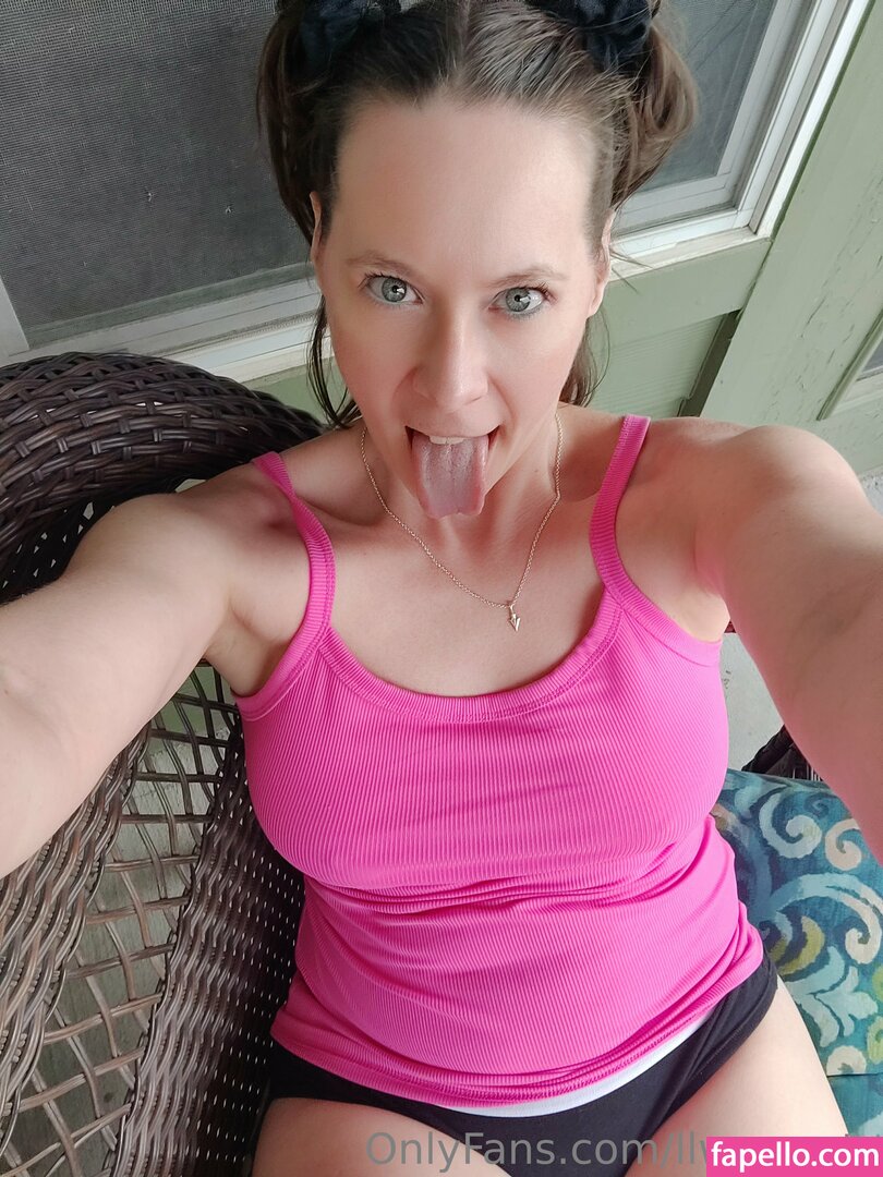 llwss / llwsweets Nude Leaked OnlyFans Photo #9