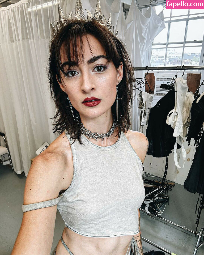 Llynks / Llynksmusic Nude Leaked  Photo #8