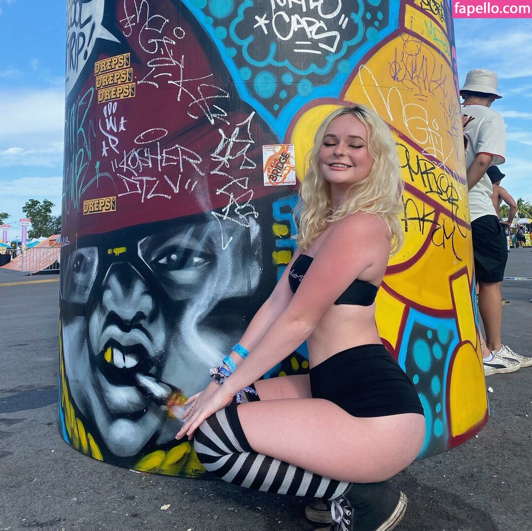 Mmaadddii Nude Leaked  Photo #18