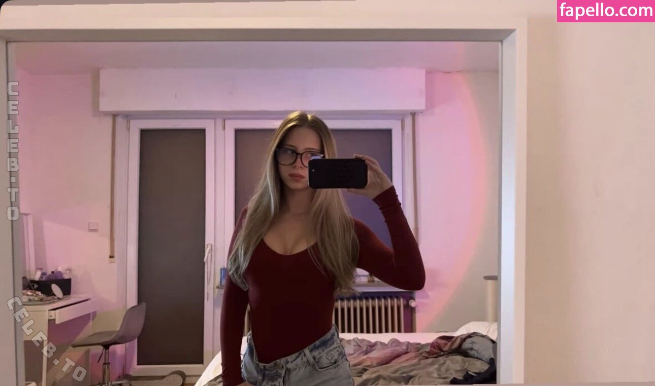 melleeh / mmelleh Nude Leaked  Photo #26