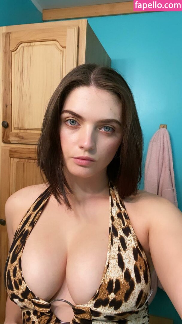 Chloe Camille / malpalval / mmmdirtyaccount Nude Leaked OnlyFans Photo #2