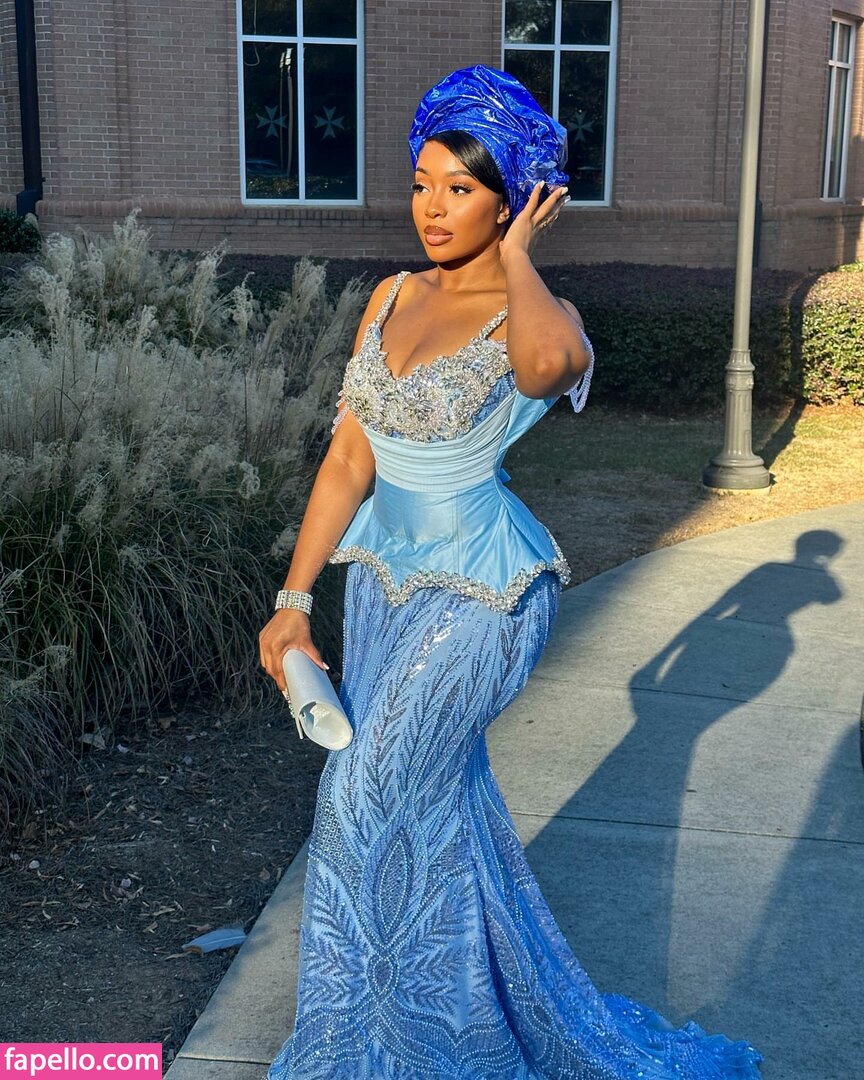 Nneka / _KissAndBlush / whoisnneka Nude Leaked  Photo #16