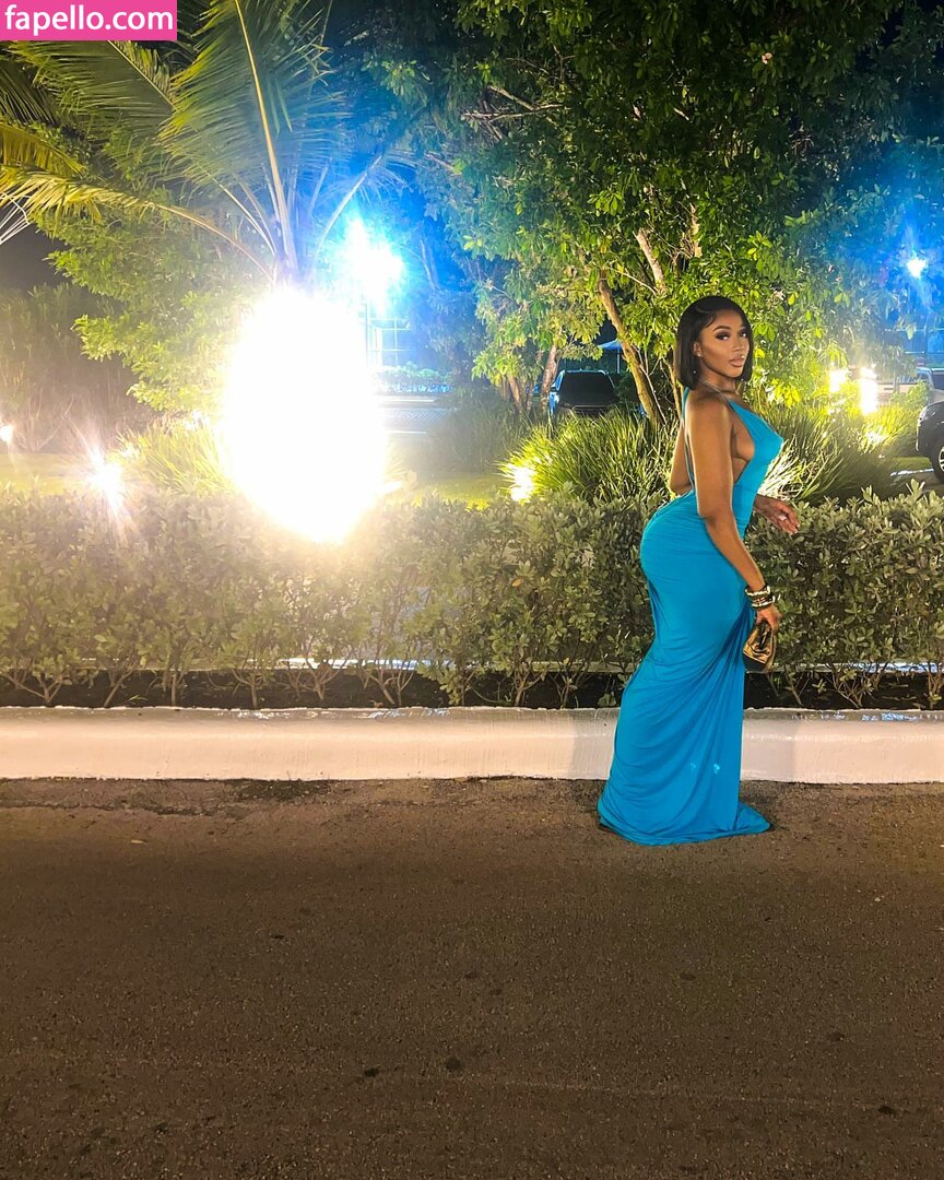 Nneka / _KissAndBlush / whoisnneka Nude Leaked  Photo #57