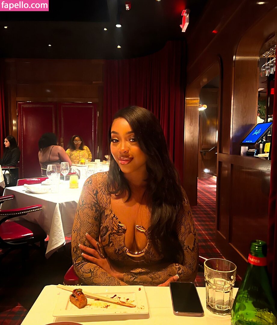 Nneka / _KissAndBlush / whoisnneka Nude Leaked  Photo #58