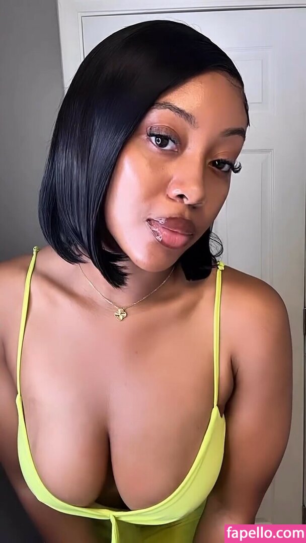 Nneka / _KissAndBlush / whoisnneka Nude Leaked  Photo #98