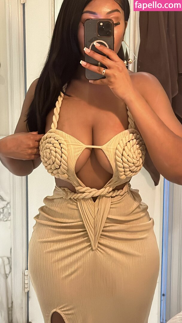 Nneka / _KissAndBlush / whoisnneka Nude Leaked  Photo #112