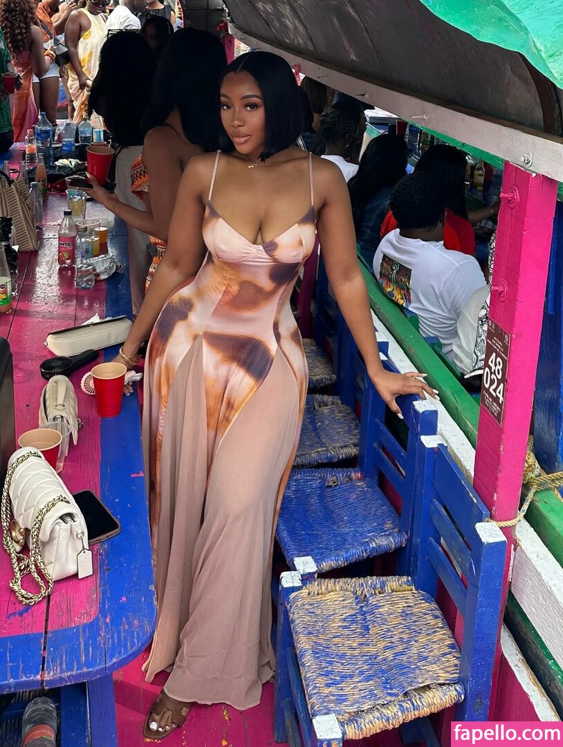 Nneka / _KissAndBlush / whoisnneka Nude Leaked  Photo #158