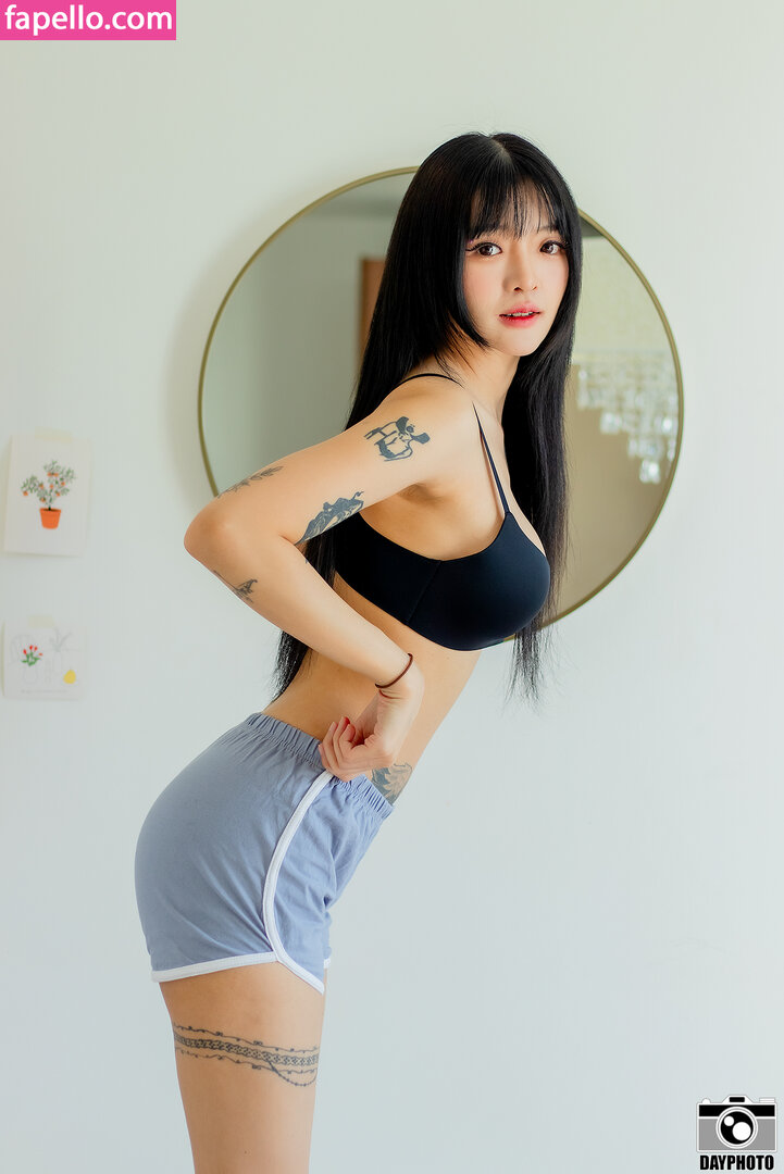 nnewy / nnewys Nude Leaked  Photo #26