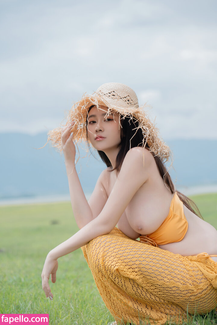 nianlin / nnian_ / nnian_011 Nude Leaked OnlyFans Photo #1695