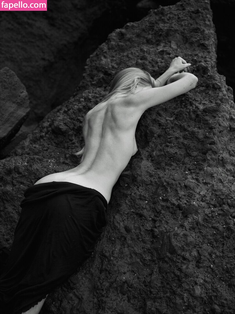 by.oolessen / oоlessen Nude Leaked  Photo #11