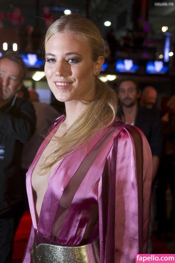 OOPS!!! Deutsch Nude Leaked  Photo #543