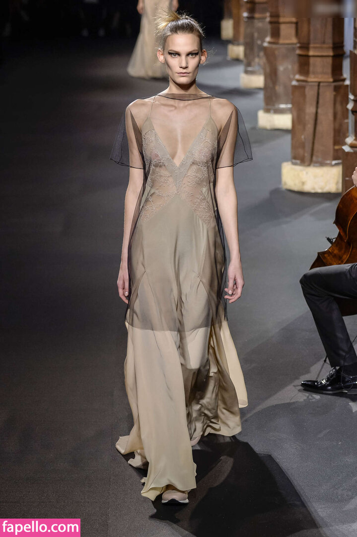 OOPS!!! Deutsch Nude Leaked  Photo #1036