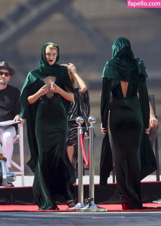 OOPS!!! Deutsch Nude Leaked  Photo #1137