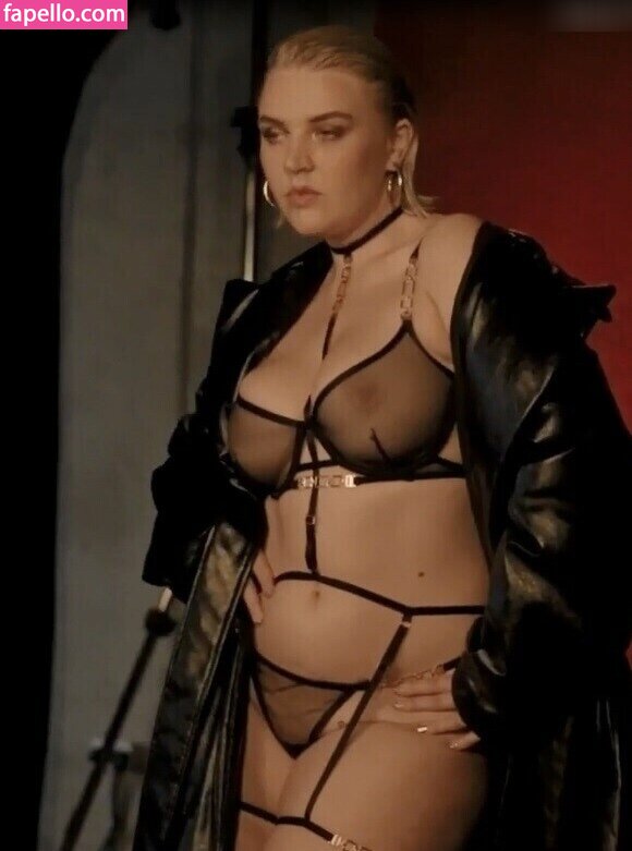 OOPS!!! International Nude Leaked  Photo #13284