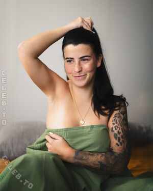 Sarah Katharina #27