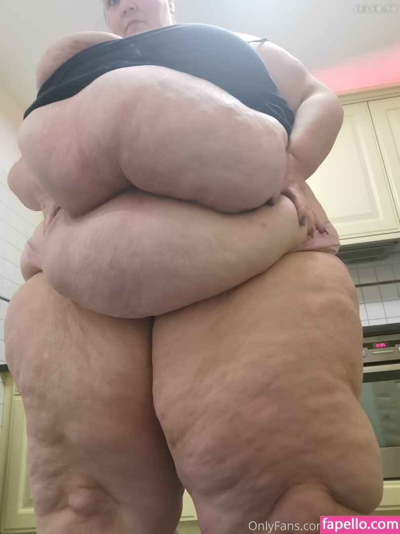 SSBBW Lailani / curvy.globetrotter / ssbbwlailani Nude Leaked OnlyFans Photo #20