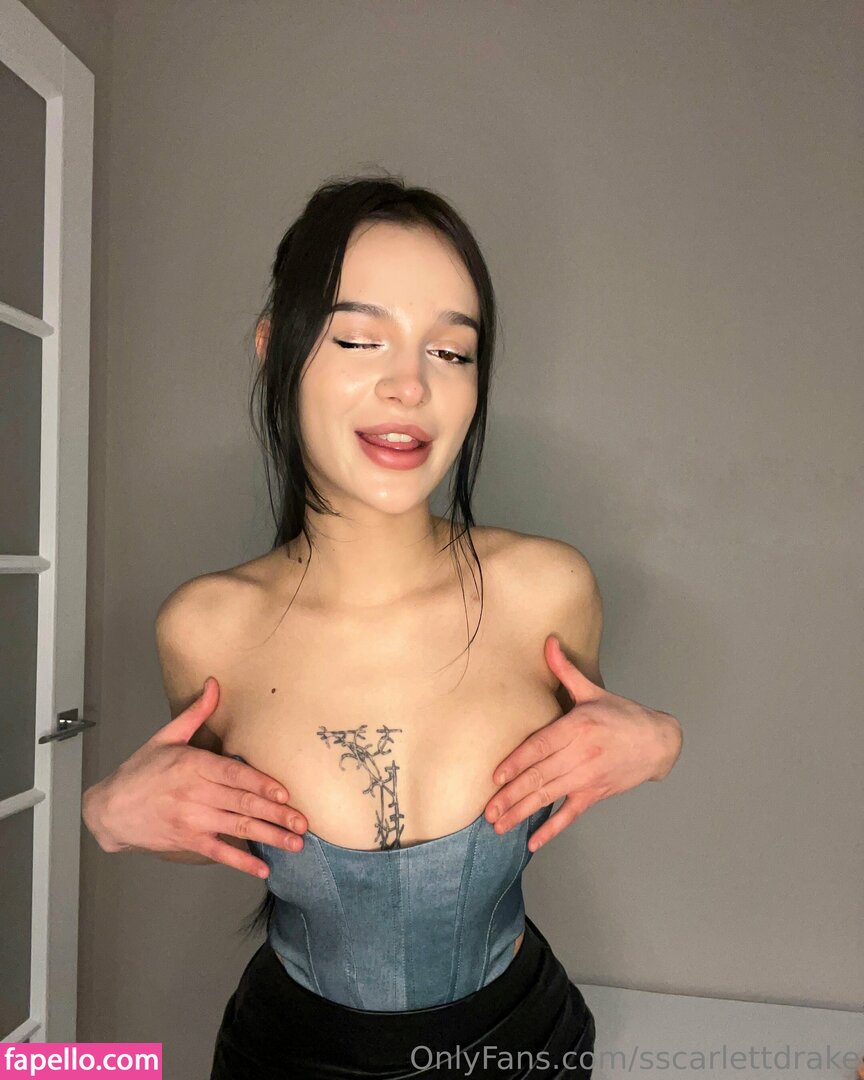 scarlettedrake / sscarlettdrake Nude Leaked OnlyFans Photo #25