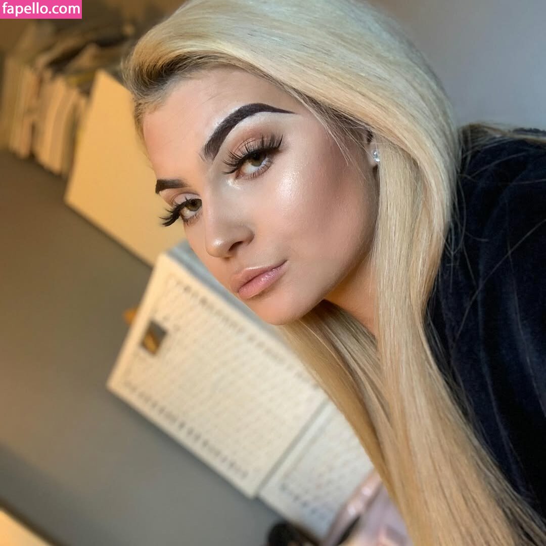 Sscarletthughes / sscarletthughes414 Nude Leaked OnlyFans Photo #12