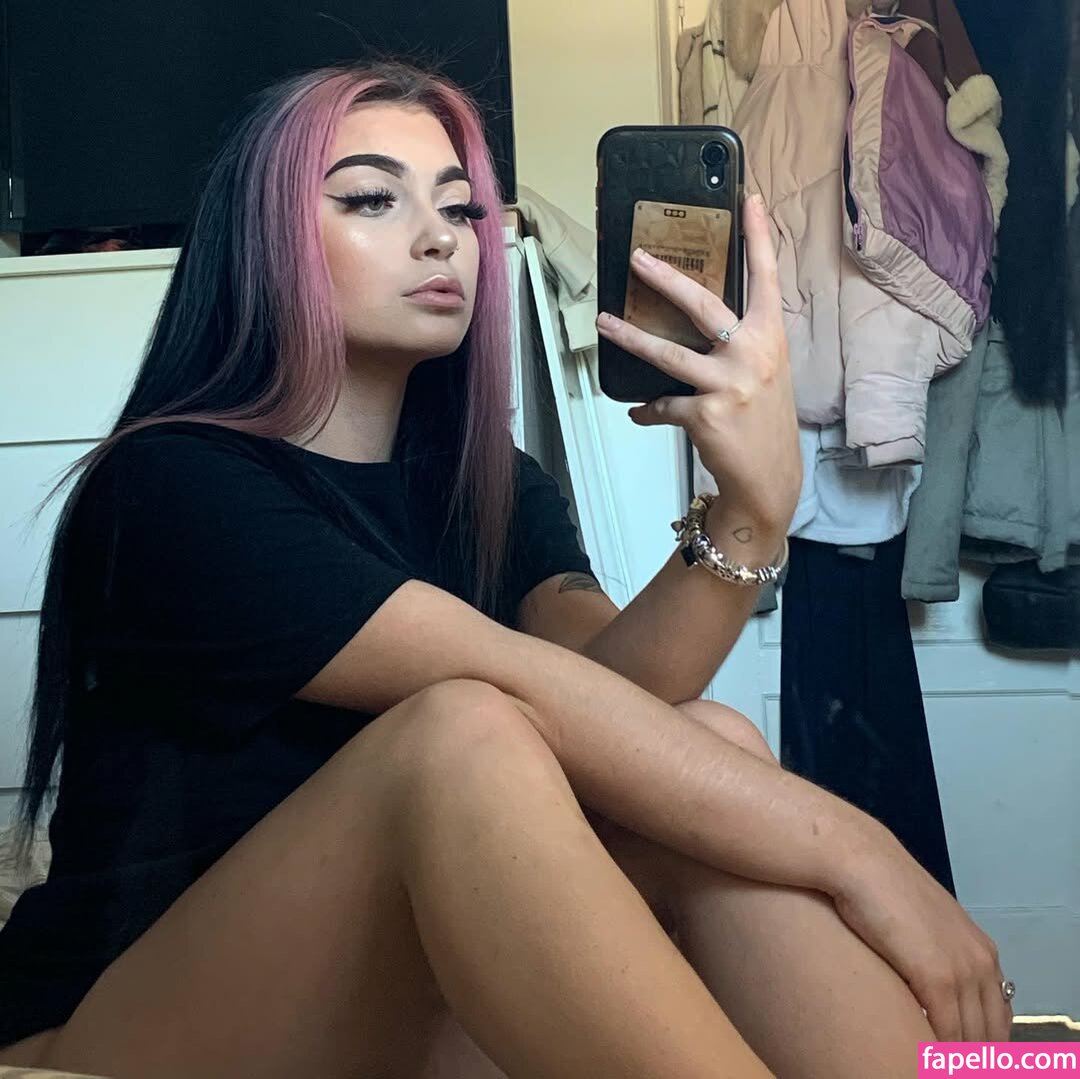 Sscarletthughes / sscarletthughes414 Nude Leaked OnlyFans Photo #32