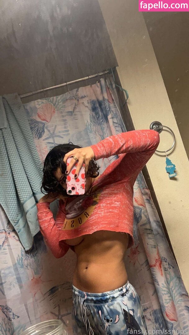 ssnups / susiesnaps_ Nude Leaked OnlyFans Photo #12