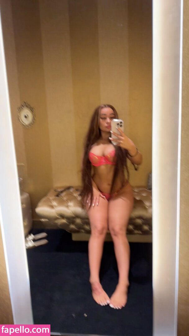 itssabrinaaa / ssabrinaa.s / sssabrinaa.s Nude Leaked OnlyFans Photo #6