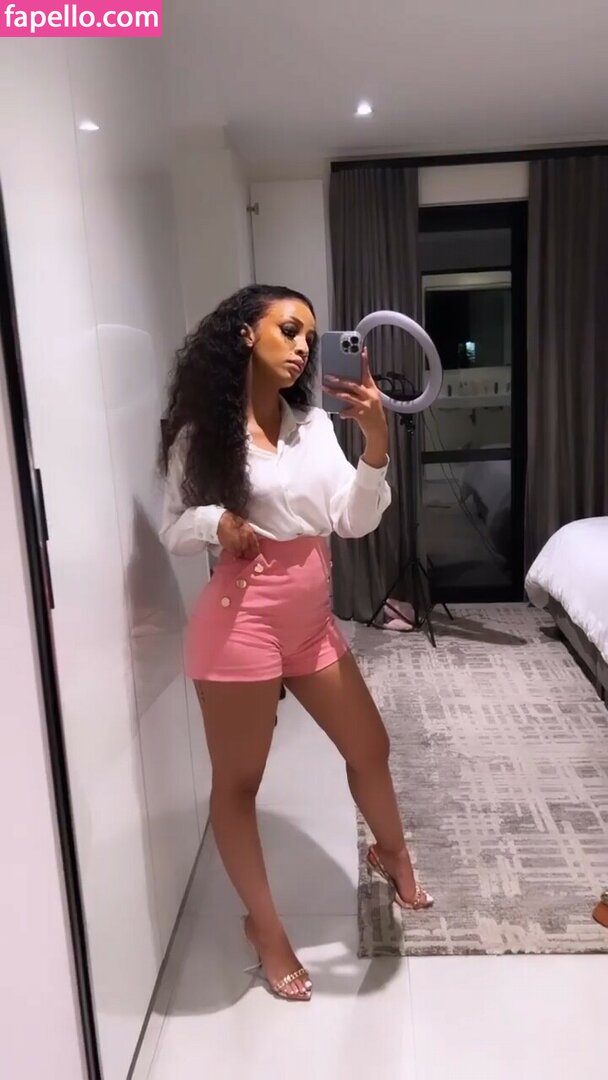 Tshegofatso Mbali Mafubedu / Ttshego_m / miss.tshegoo Nude Leaked  Photo #8