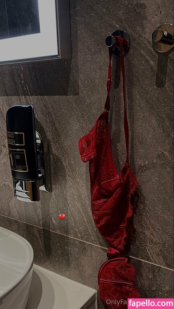 tttiara Nude Leaked OnlyFans Photo #9