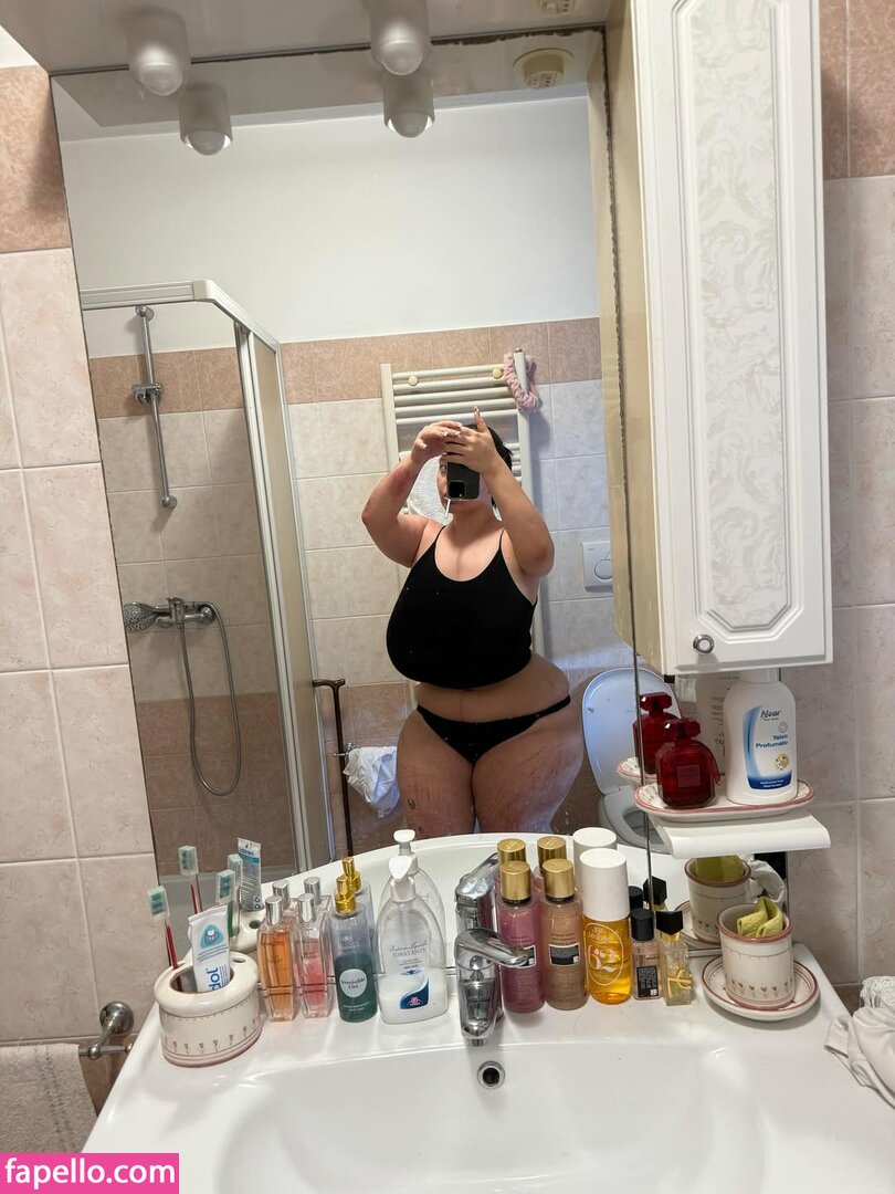 Mxmmytina / Vvalentinabonetalli Nude Leaked OnlyFans Photo #14