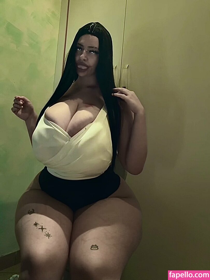 Mxmmytina / Vvalentinabonetalli Nude Leaked OnlyFans Photo #25